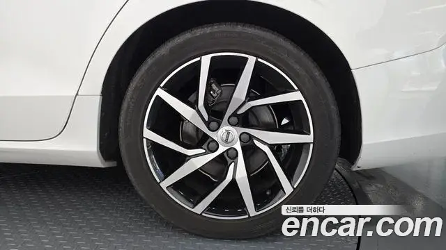 Volvo S60 2020 — Photo 10/30