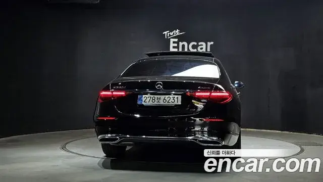 Mercedes-Benz S-Class 2025 — Фото 4/20