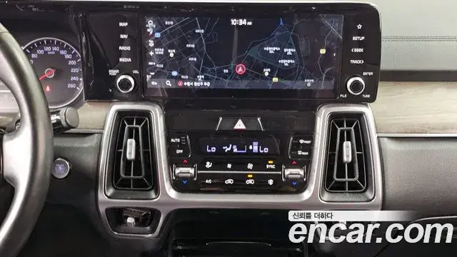Kia Sorento 2021 — Şəkil 17/20
