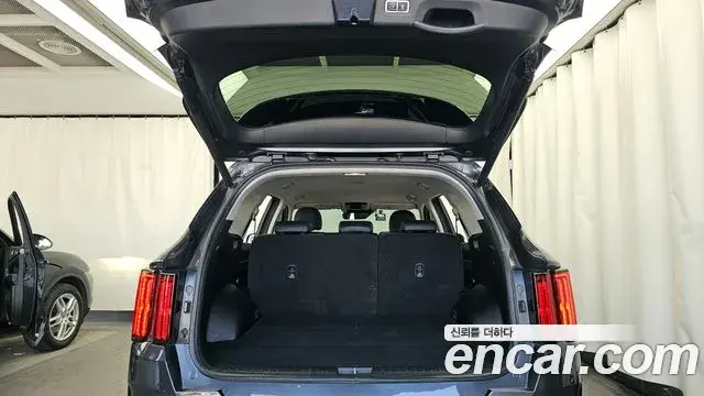 Kia Sorento 2021 — Şəkil 14/20