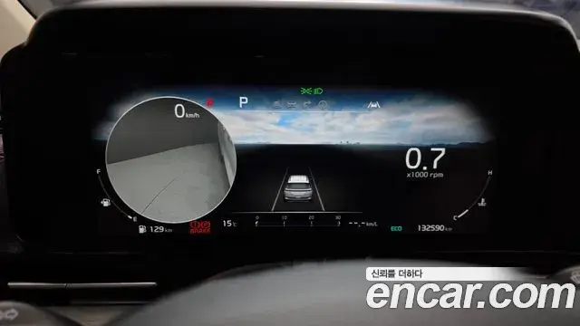 Kia Carnival 2022 — Фото 8/20