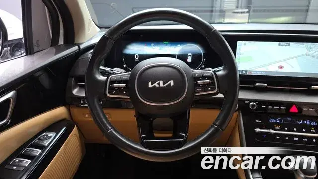 Kia Carnival 2022 — Фото 13/20