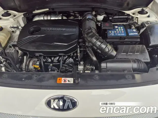 Kia Seltos 2020 — ფოტო 11/20