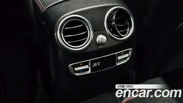 Mercedes-Benz GLC-Class 2018 — Şəkil 30/30