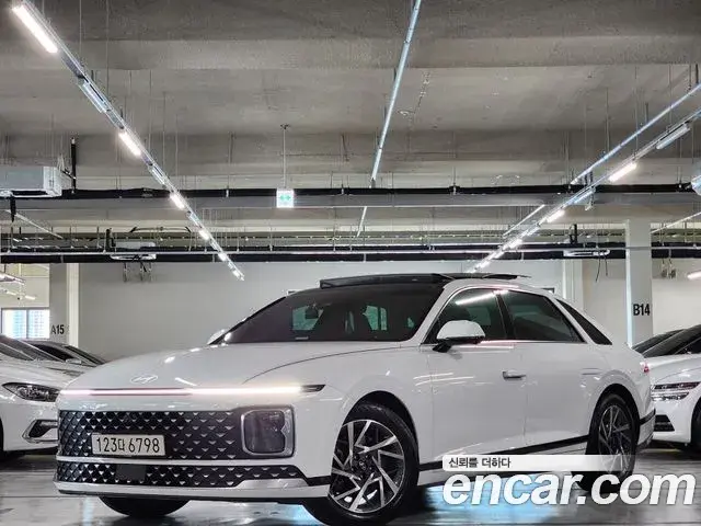 Hyundai Grandeur Hybrid 2023 — ფოტო 3/20