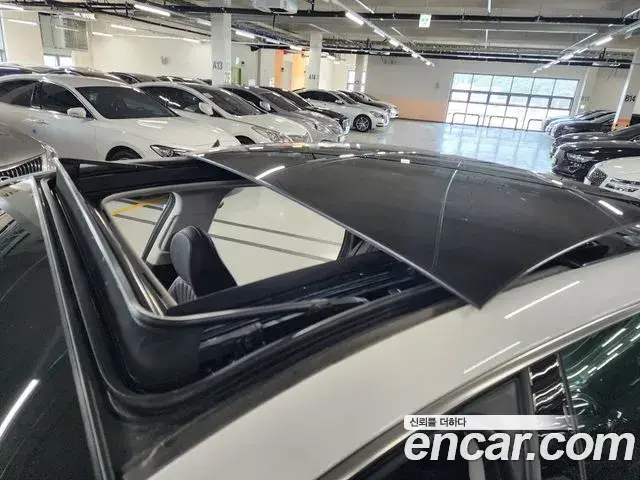 Hyundai Grandeur Hybrid 2023 — ფოტო 2/20