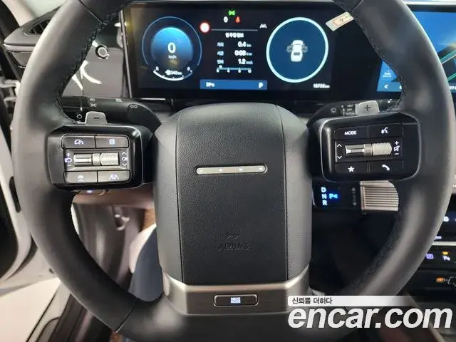 Hyundai Grandeur Hybrid 2023 — ფოტო 18/20