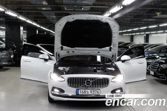 Volvo S90 2022 — ფოტო 12/20