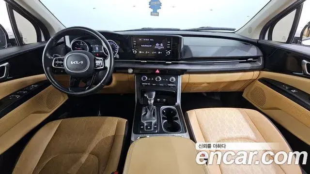 Kia Carnival 2022 — Şəkil 7/30