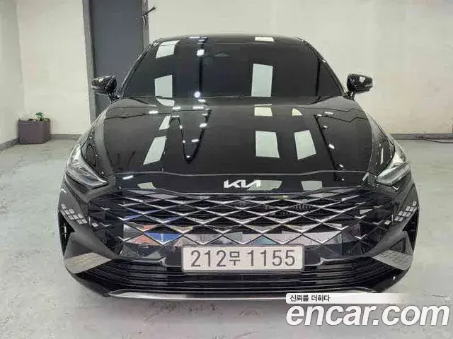 Kia K8 2022 — Photo 2/20
