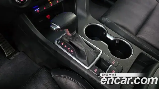 Kia Sportage The Bold 2020 — Фото 9/20