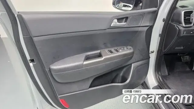 Kia Sportage The Bold 2020 — ფოტო 1/30