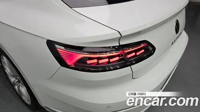 Volkswagen Arteon 2022 — Şəkil 12/32