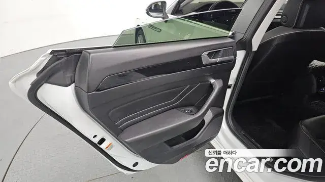 Volkswagen Arteon 2022 — Şəkil 10/32