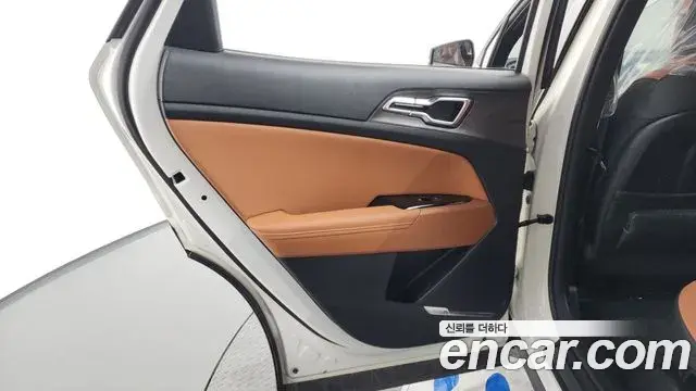 Kia Sportage 2022 — Photo 40/40