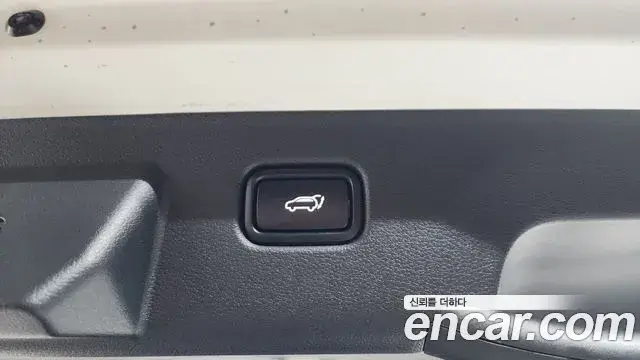 Kia Sportage 2022 — Photo 1/40