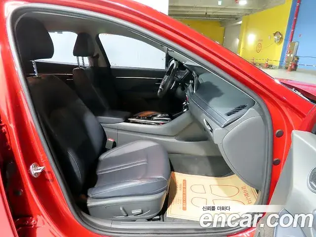 Hyundai Sonata 2020 — Фото 10/20