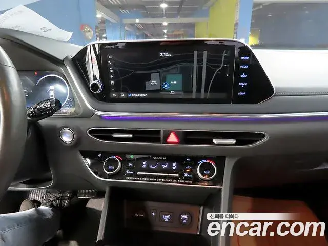 Hyundai Sonata 2020 — Фото 11/20