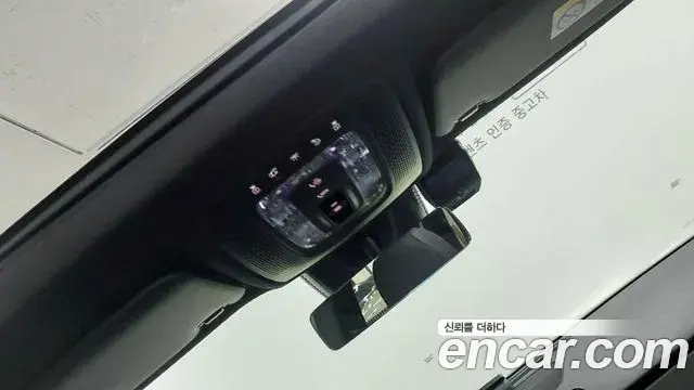 Mercedes-Benz GLB-Class 2021 — Фото 17/20