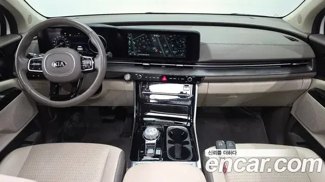 Kia Carnival 2021 — Фото 7/20
