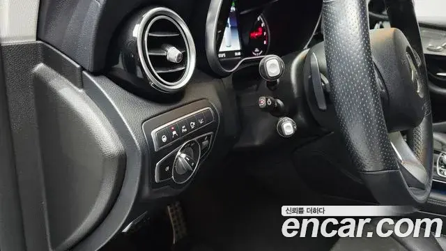 Mercedes-Benz GLC-Class 2018 — Фото 15/20