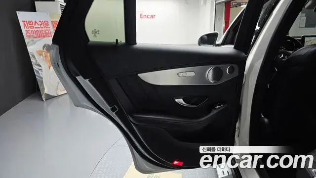 Mercedes-Benz GLC-Class 2018 — ფოტო 5/30