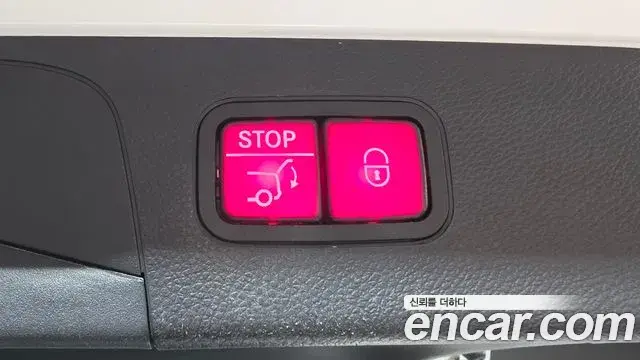 Mercedes-Benz GLC-Class 2018 — ფოტო 11/30