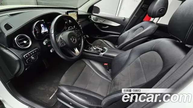 Mercedes-Benz GLC-Class 2018 — ფოტო 27/30