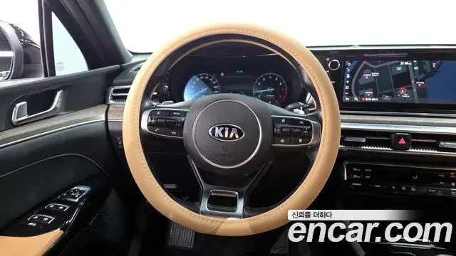 Kia K5 2020 — ფოტო 12/30