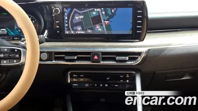 Kia K5 2020 — ფოტო 1/30