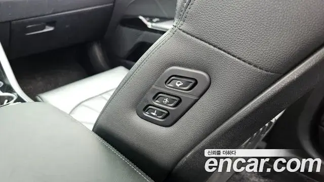 Kia K5 2020 — Şəkil 10/31
