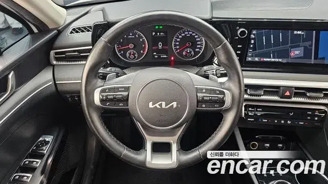 Kia K5 2022 — Фото 13/20