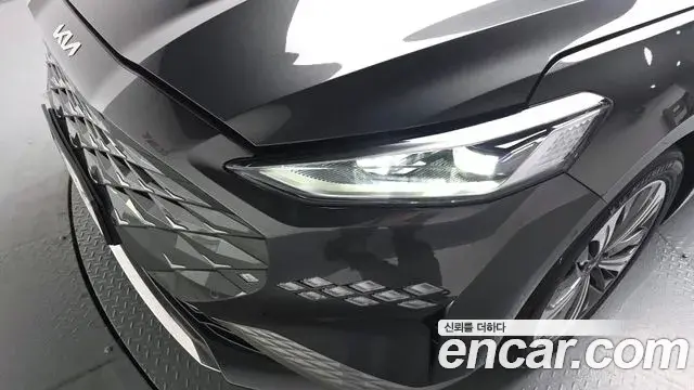 Kia K8 2023 — Şəkil 13/37