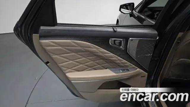 Kia K8 2023 — Şəkil 4/37