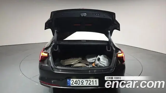 Kia K8 2023 — Şəkil 5/37