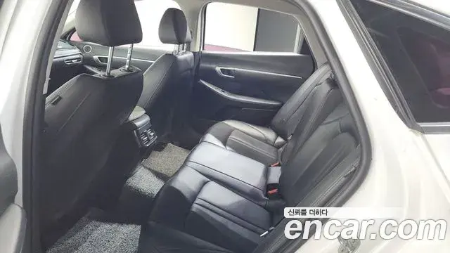 Hyundai Sonata 2020 — Фото 18/20
