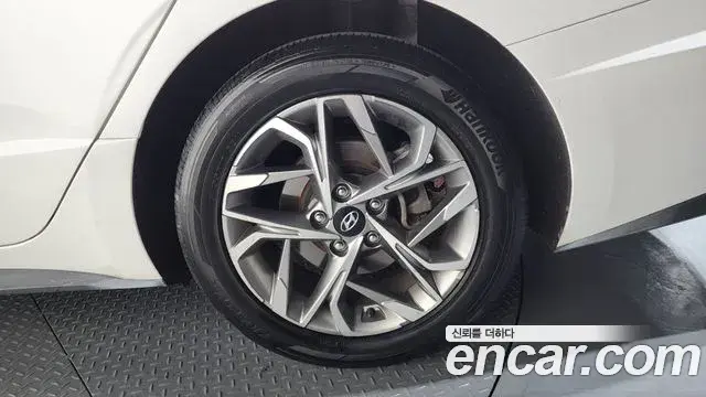 Hyundai Sonata Hybrid 2020 — ფოტო 26/33