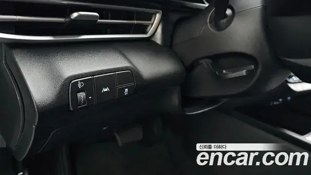 Hyundai The New Avante Hybrid 2021 — Photo 3/20
