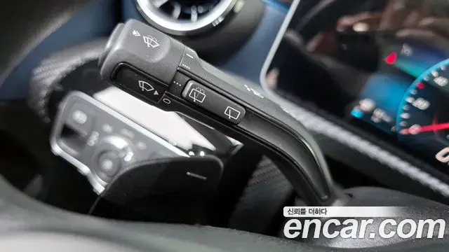 Mercedes-Benz A-Class 2019 — Şəkil 23/32