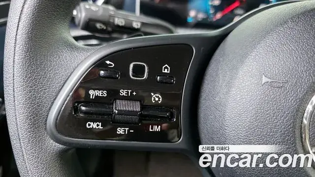 Mercedes-Benz A-Class 2019 — Şəkil 1/32