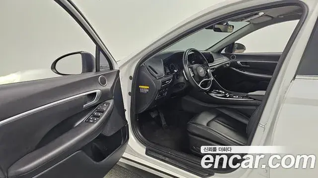 Hyundai Sonata 2020 — Фото 10/20
