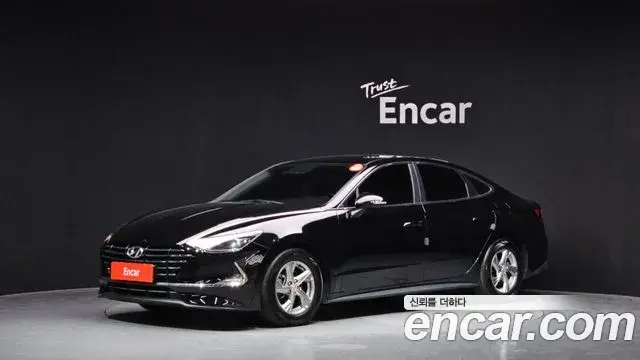 Hyundai Sonata 2020 — Фото 1/20