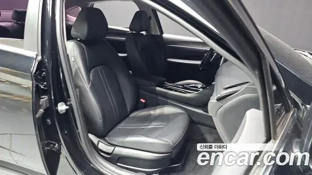 Hyundai Sonata 2020 — Фото 11/20