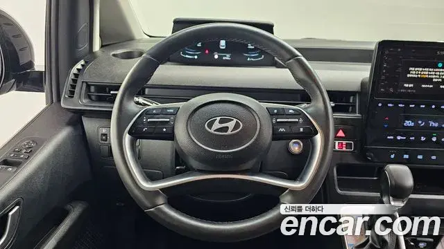 Hyundai Staria 2024 — Фото 14/20