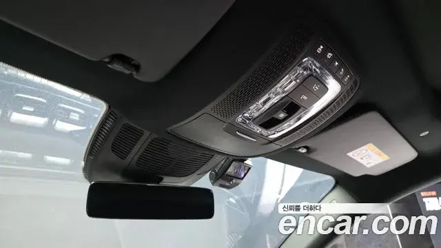 Mercedes-Benz GLE-Class 2021 — ფოტო 22/34