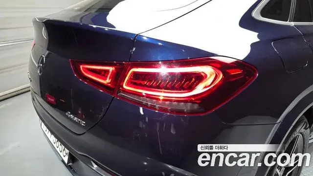 Mercedes-Benz GLE-Class 2021 — ფოტო 2/34
