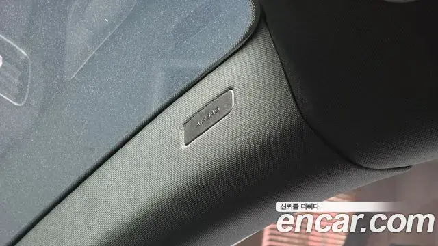 Mercedes-Benz GLE-Class 2021 — ფოტო 13/34
