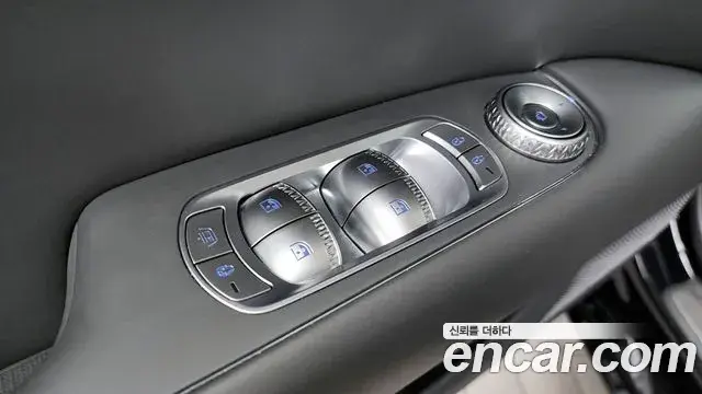 Genesis G90 2022 — Şəkil 10/40