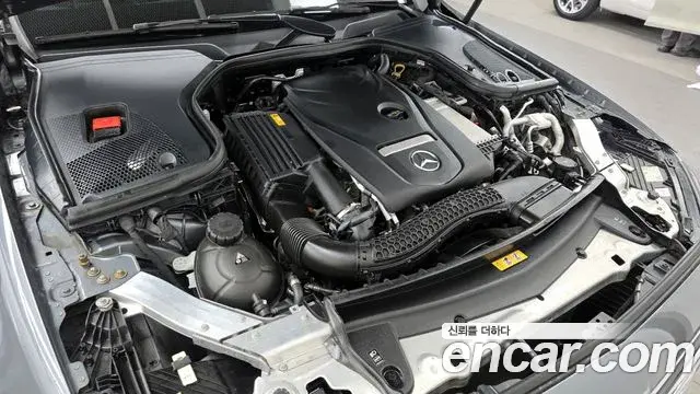 Mercedes-Benz E-Class 2021 — Фото 6/20