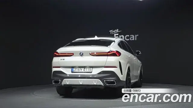 BMW X6 2022 — ფოტო 34/34